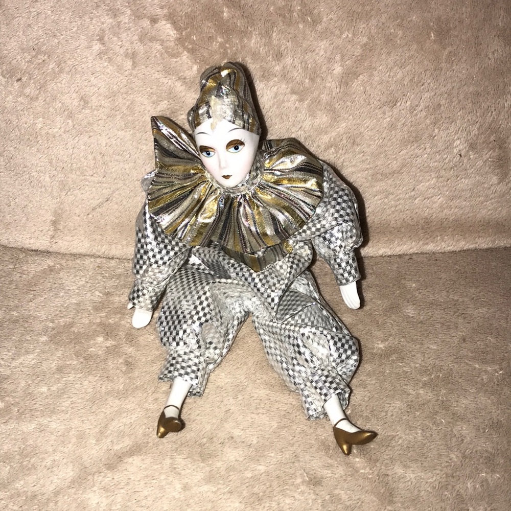 Porcelain doll movable position 💕